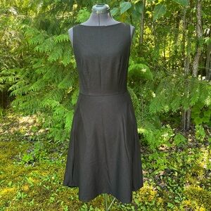 Banana Republic Chocolate Brown Lined Wool Dress Size 10 With Pockets!
